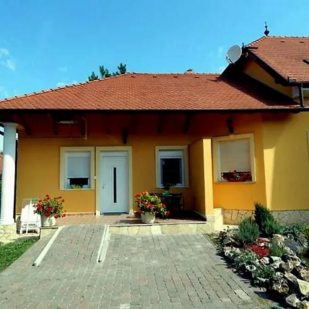 Georgina Apartman Harkany Exterior photo
